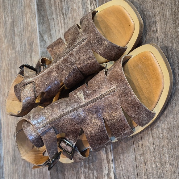 7/7.5 Diba True Genuine Leather Gladiator Sandals, Double Buckle Closure - Picture 2 of 13